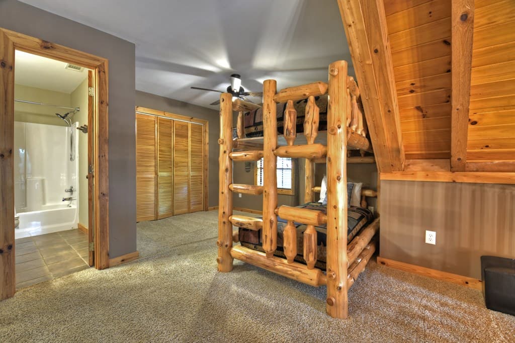 67 Lakeshore Drive, Blairsville GA 30512 - Photo