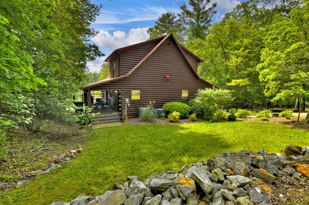 67 Lakeshore Drive, Blairsville GA 30512 - Photo