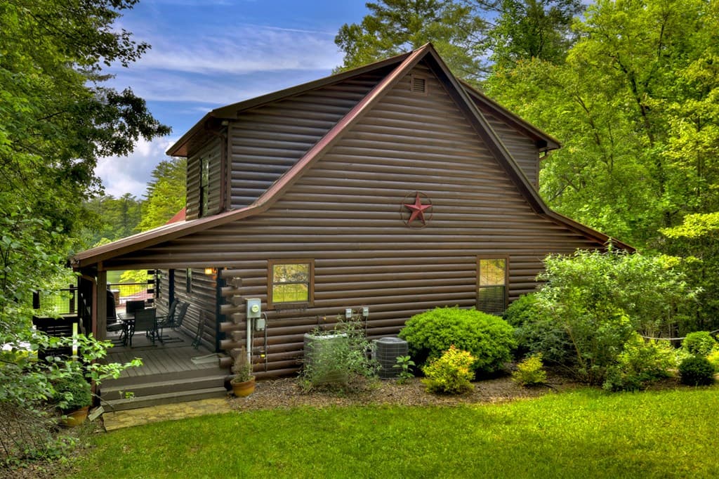 67 Lakeshore Drive, Blairsville GA 30512 - Photo