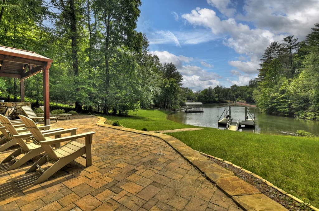 67 Lakeshore Drive, Blairsville GA 30512 - Photo