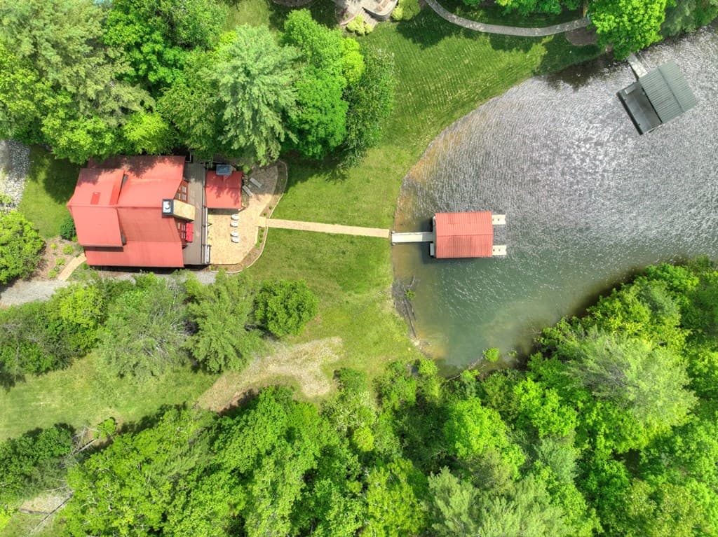 67 Lakeshore Drive, Blairsville GA 30512 - Photo