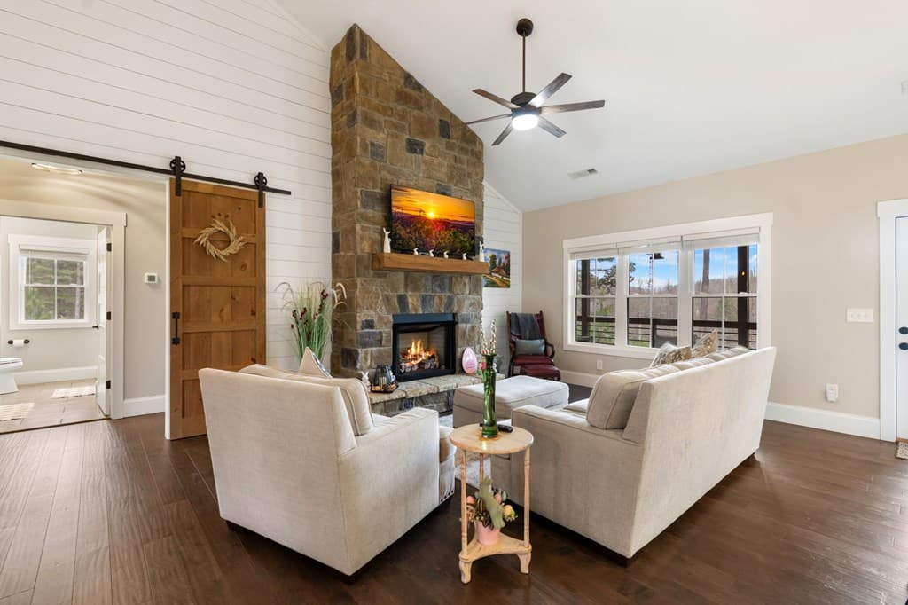 367 Highpoint Trail, Blairsville GA 30512 - Photo