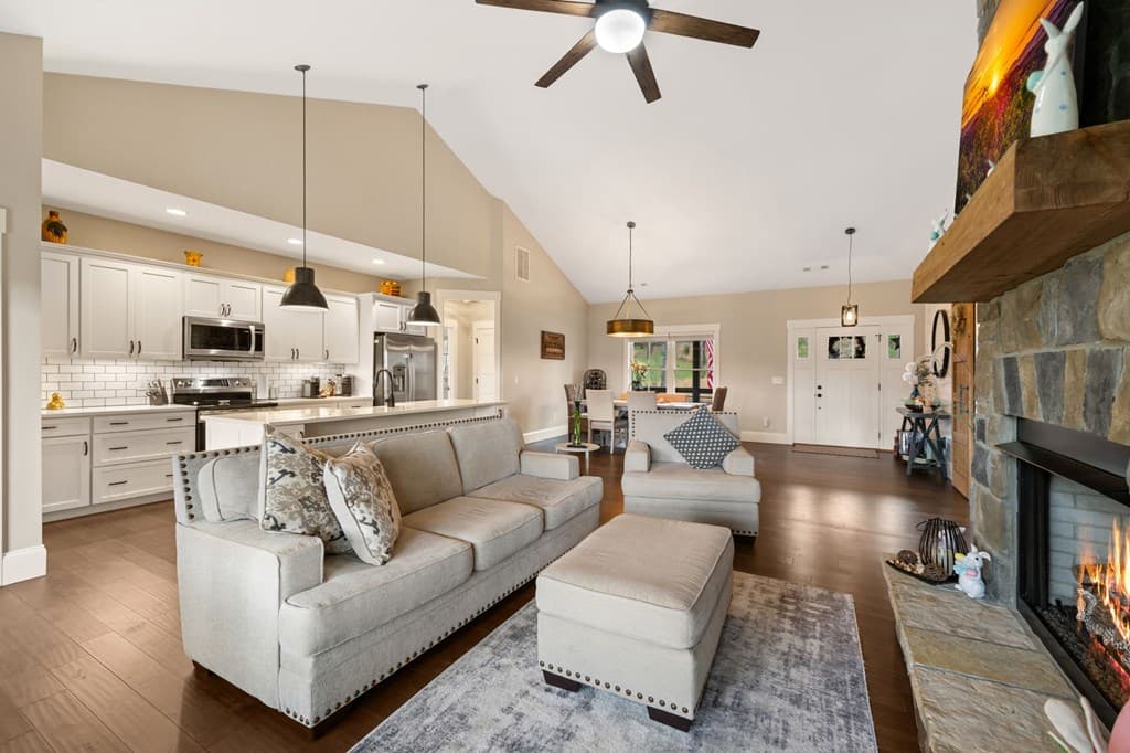 367 Highpoint Trail, Blairsville GA 30512 - Photo