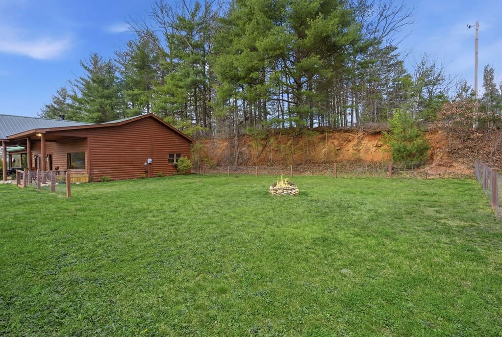 12877 Appalachian Hwy, Morganton GA 30560 - Photo