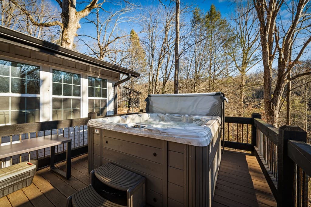 166 Red Oak Lane, Mccaysville GA 30555 - Photo