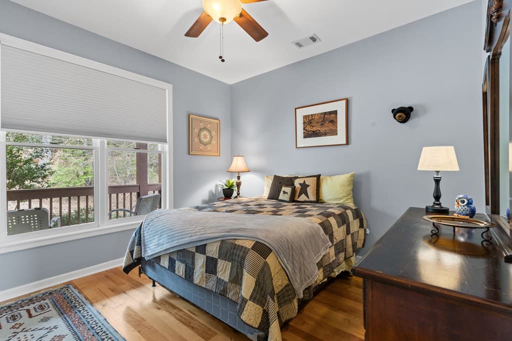 95 Hickory Avenue, Blue Ridge GA 30513 - Photo