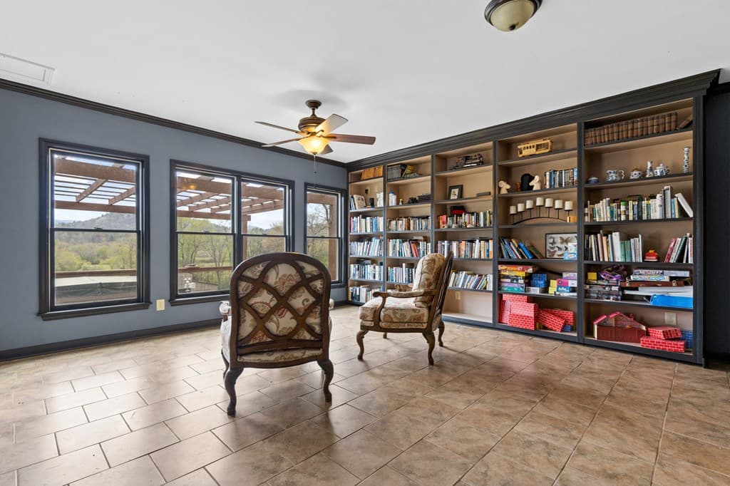 95 Hickory Avenue, Blue Ridge GA 30513 - Photo