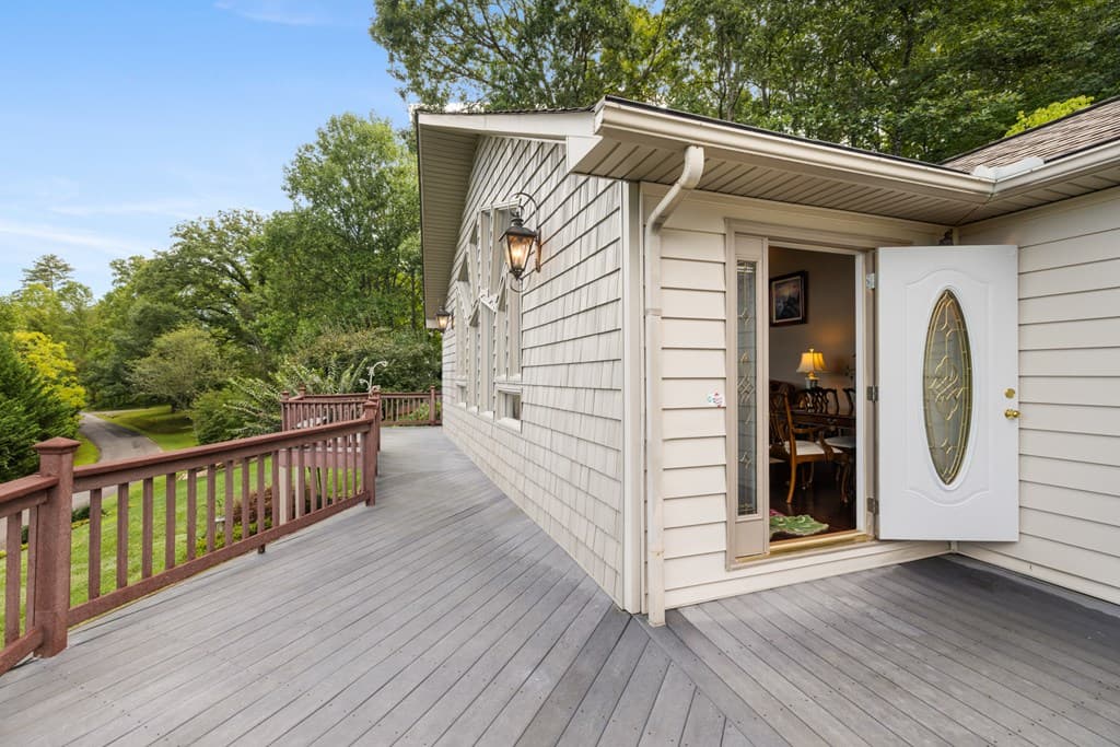 1396 Deerfield Road, Young Harris GA 30582 - Photo