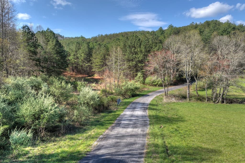 626 Brush Creek Road, Copperhill TN 37317 - Photo