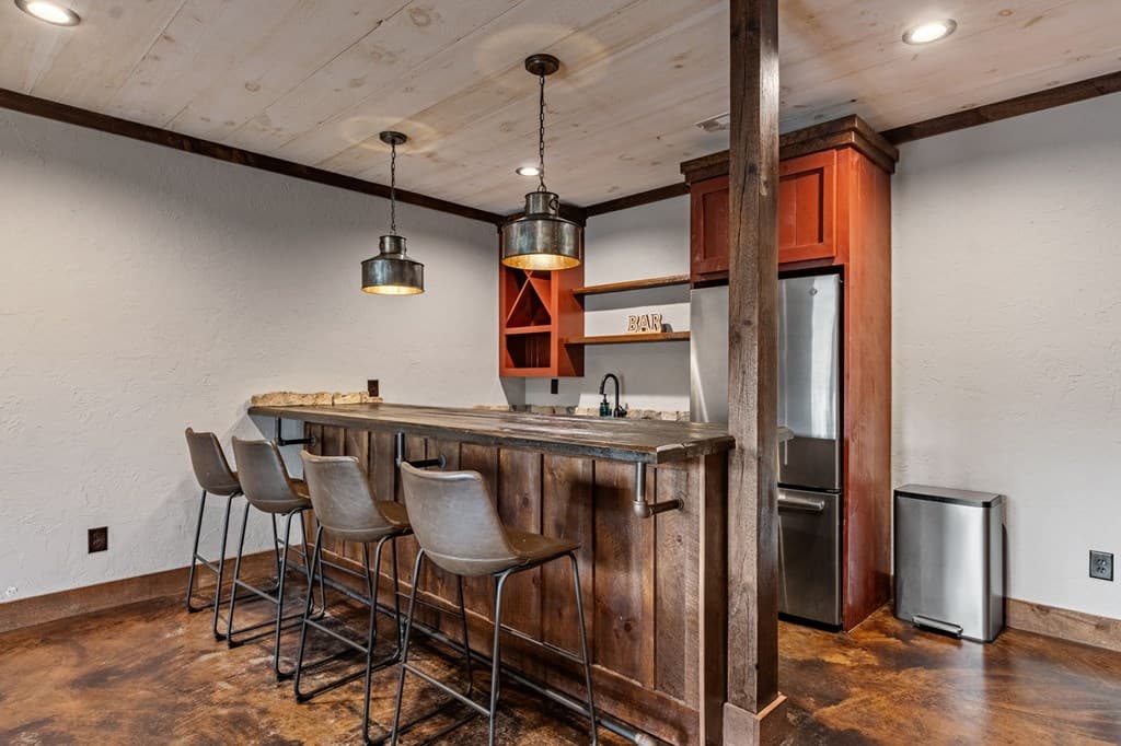 127 Twin Creeks Road, Blue Ridge GA 30541 - Photo