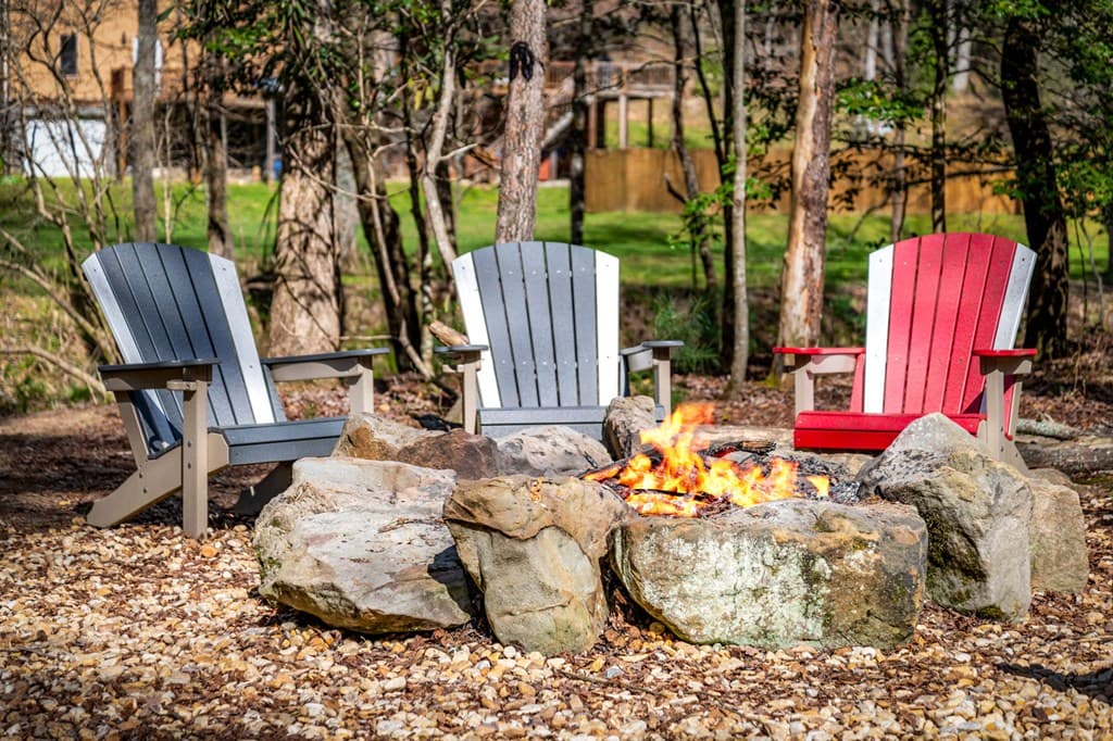 127 Twin Creeks Road, Blue Ridge GA 30541 - Photo