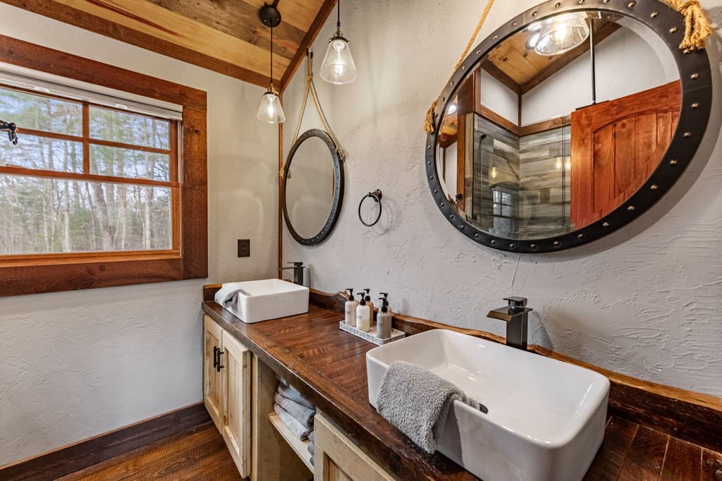 127 Twin Creeks Road, Blue Ridge GA 30541 - Photo