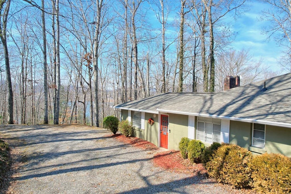 1528 Hillcrest Spur, Hiawassee GA 30546 - Photo