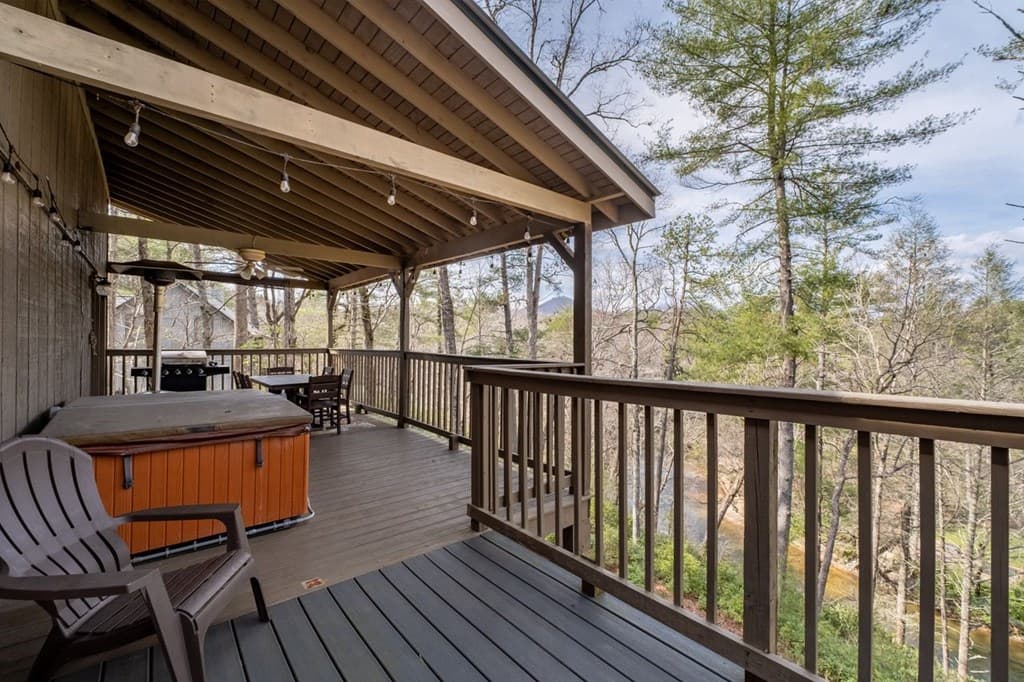 858 River Forest Run, Cleveland GA 30528 - Photo