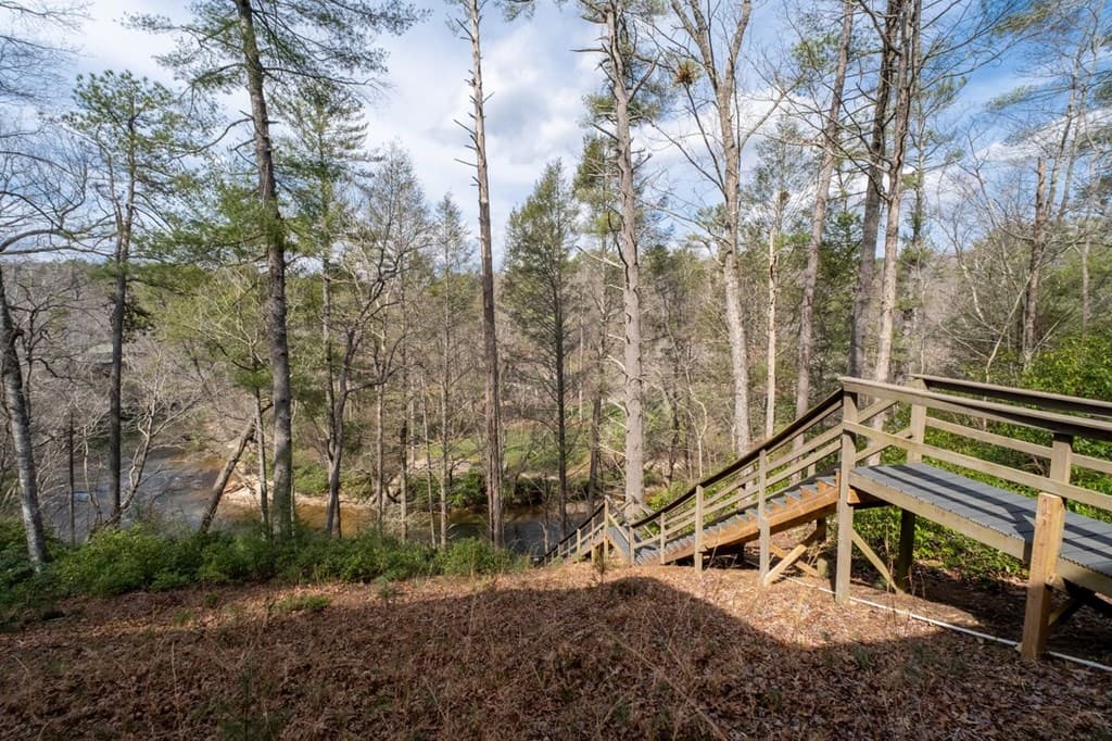 858 River Forest Run, Cleveland GA 30528 - Photo