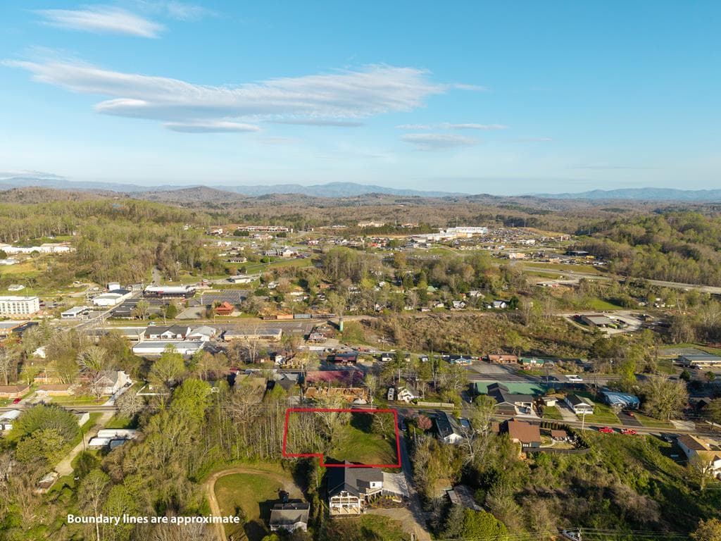 291 E Second Street, Blue Ridge GA 30513 - Photo