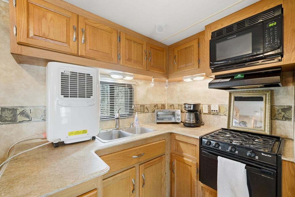 96 10th Street, Ellijay GA 30540 - Photo
