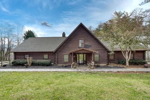 978 Ashley Lane, Young Harris GA 30582 - Photo