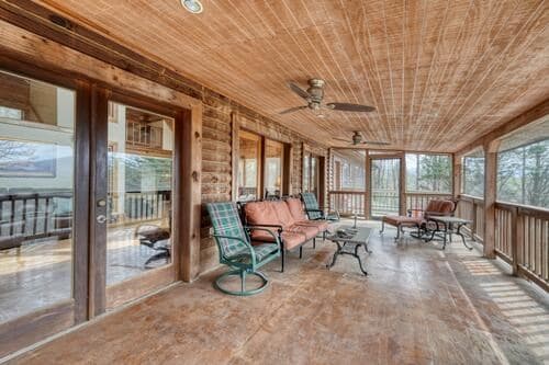 978 Ashley Lane, Young Harris GA 30582 - Photo