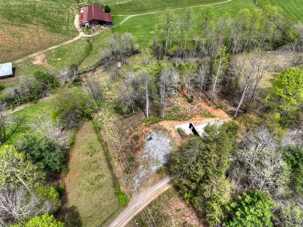 139 Cedar Lane, Blairsville GA 30512 - Photo