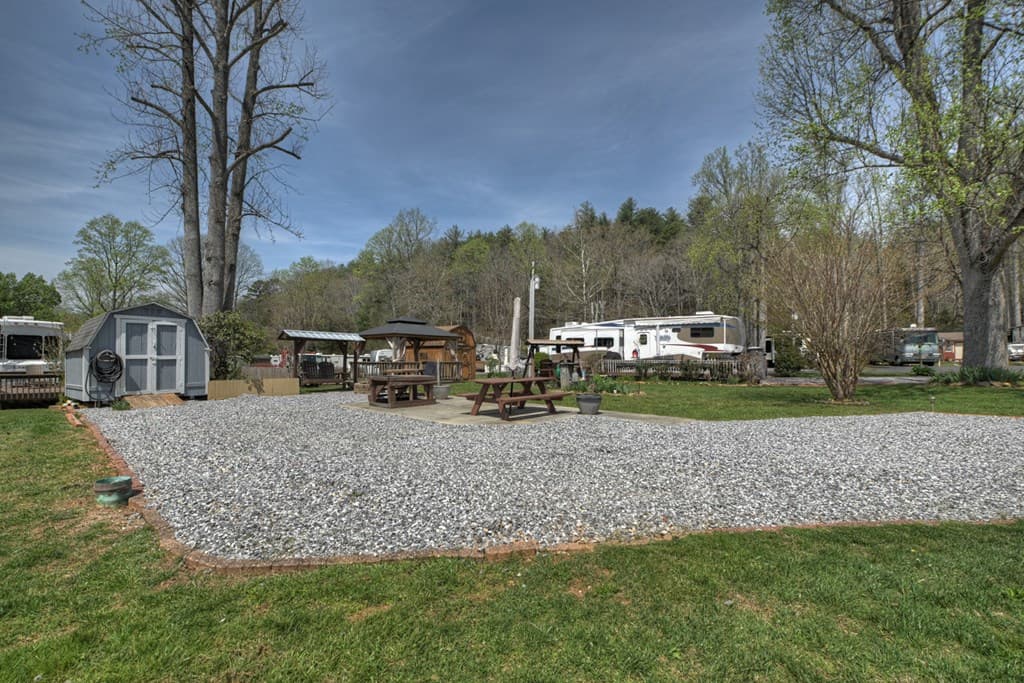 101/113 Twin Creeks Road, Blairsville GA 30512 - Photo