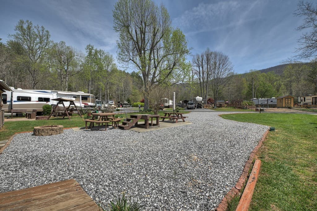 101/113 Twin Creeks Road, Blairsville GA 30512 - Photo