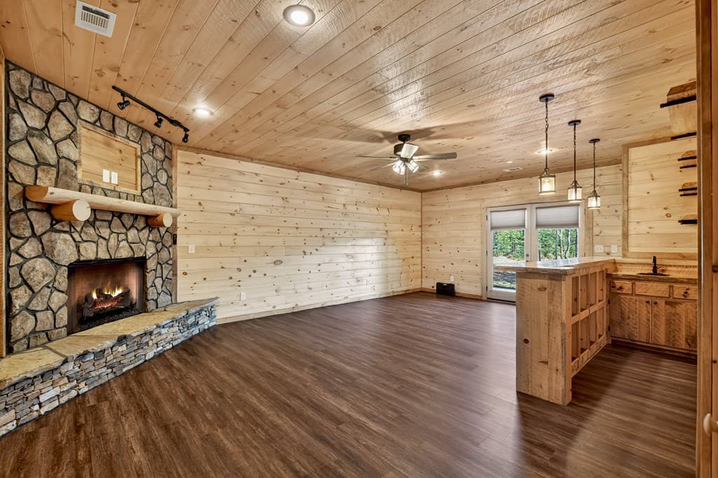 17 Dial Mountain Drive, Blue Ridge GA 30513 - Photo