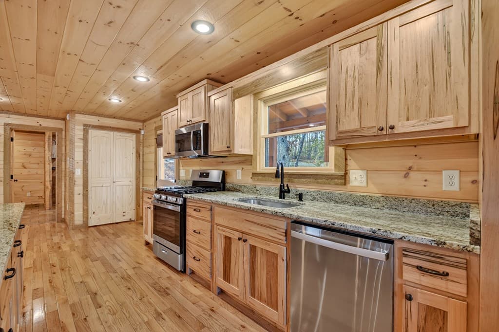 17 Dial Mountain Drive, Blue Ridge GA 30513 - Photo