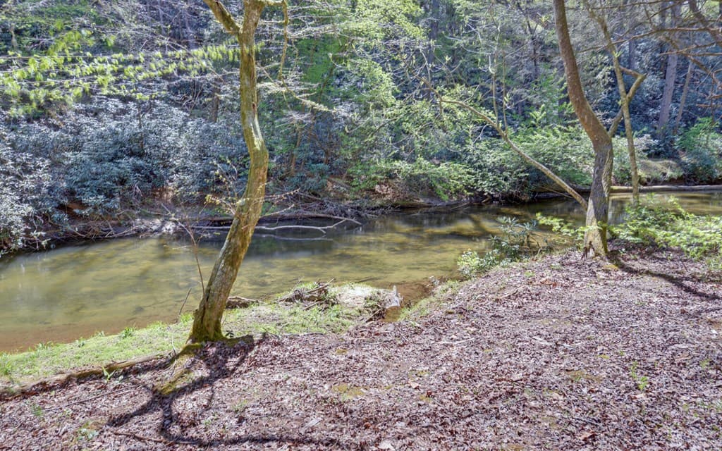 380 Bear Foot Drive, Blue Ridge GA 30513 - Photo