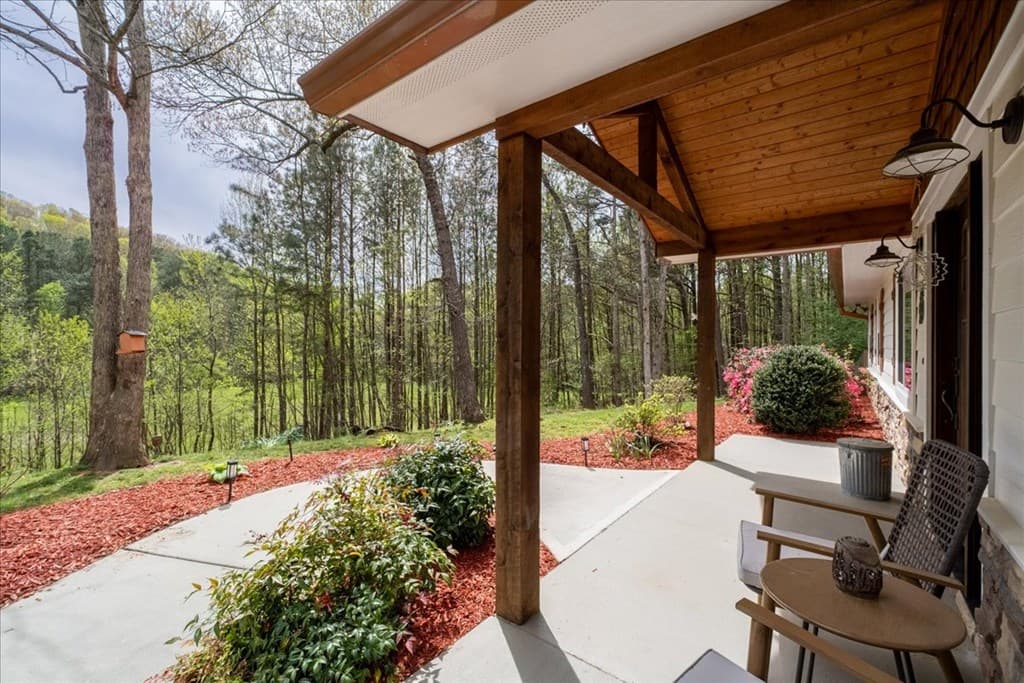 121 Willow Creek Lane, Ellijay GA 30536 - Photo