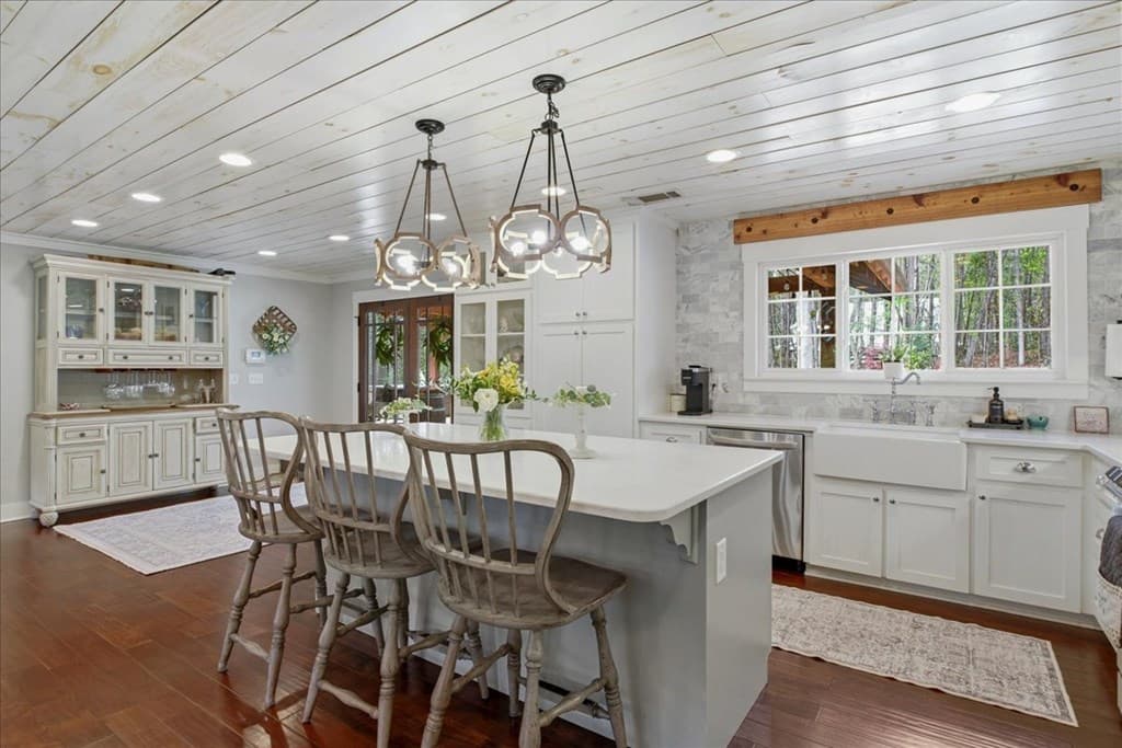 121 Willow Creek Lane, Ellijay GA 30536 - Photo