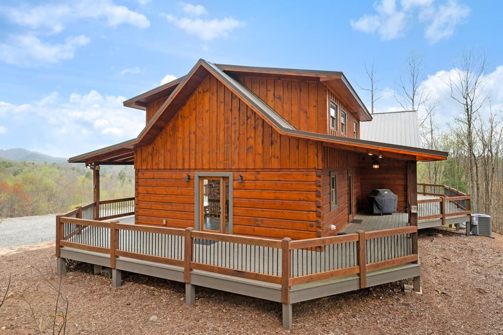136A Pack Creek, Blue Ridge GA 30513 - Photo