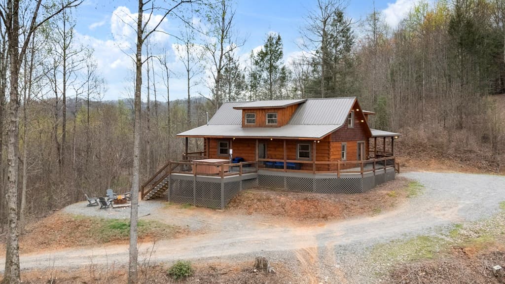 136A Pack Creek, Blue Ridge GA 30513 - Photo