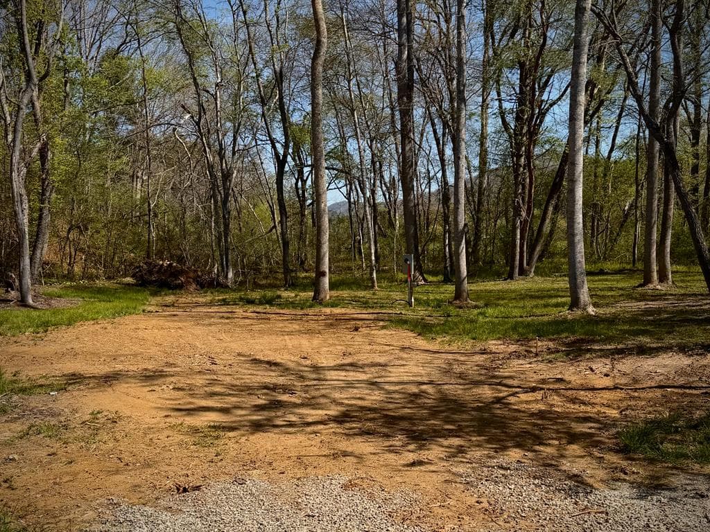 33 Pigeon Creek Drive, Blue Ridge GA 30513 - Photo