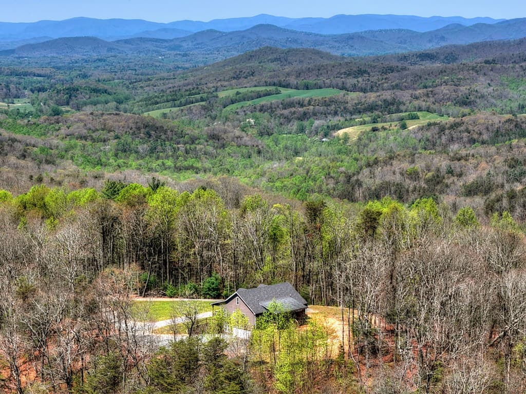 1073 Old Burnt Mountain Road, Ellijay GA 30536 - Photo