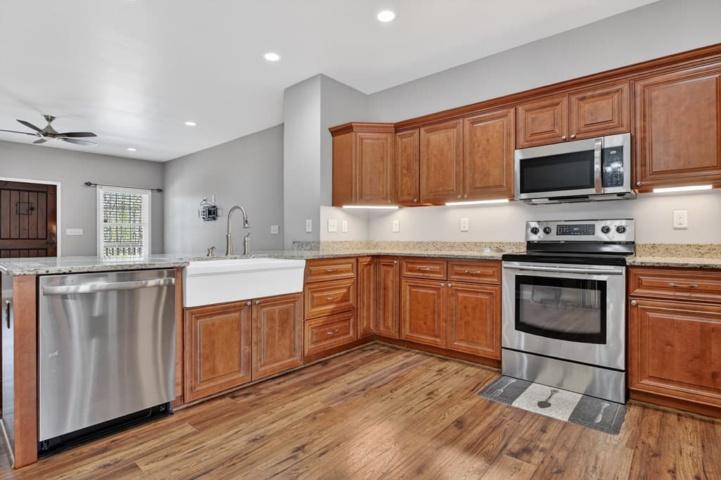 1073 Old Burnt Mountain Road, Ellijay GA 30536 - Photo