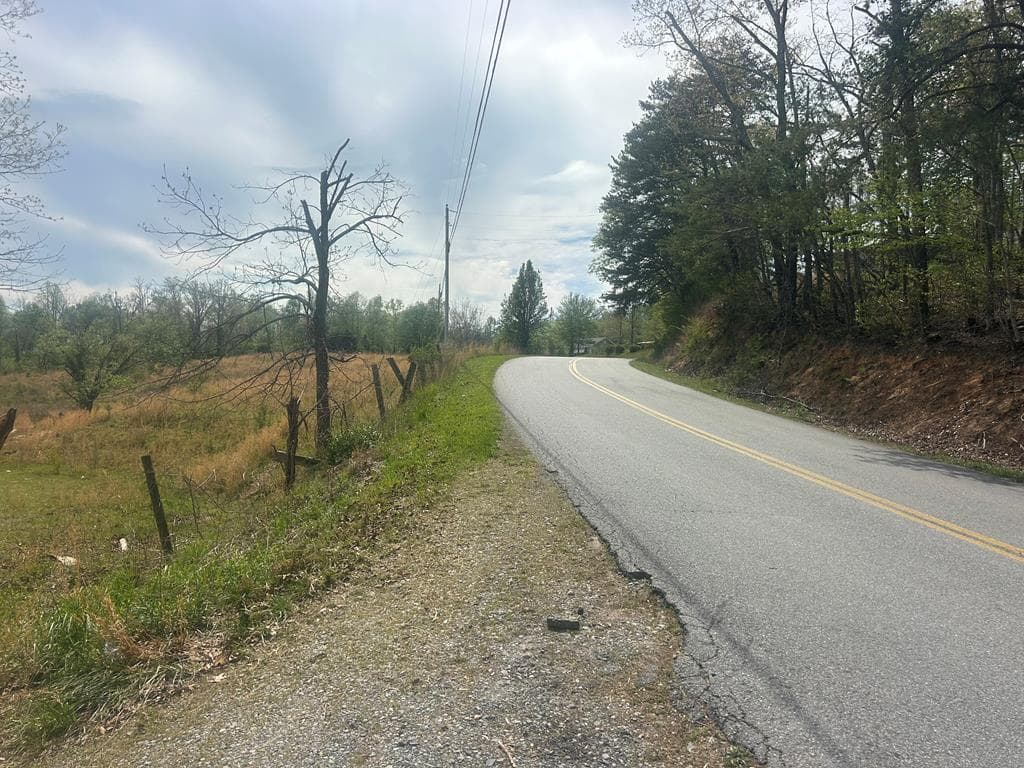 641 Windy Ridge Road, Blue Ridge GA 30513 - Photo