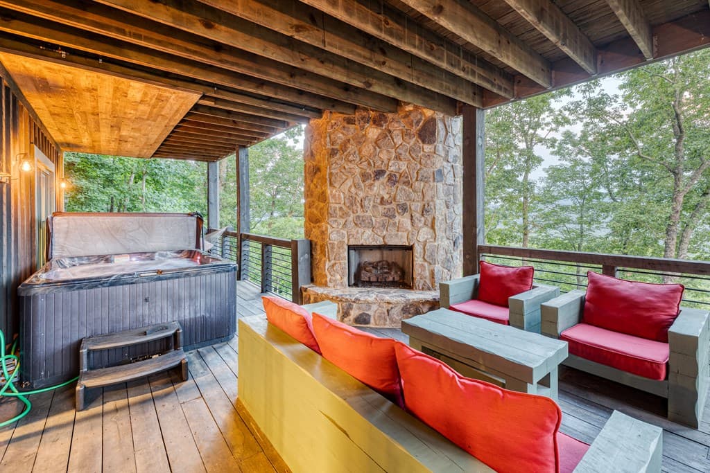 280 Pointe Of View, Blue Ridge GA 30513 - Photo