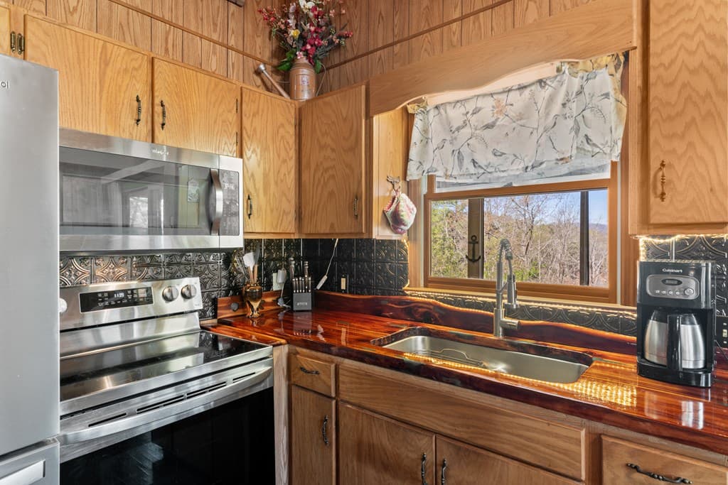 1227 Village Road, Murphy NC 28906 - Photo