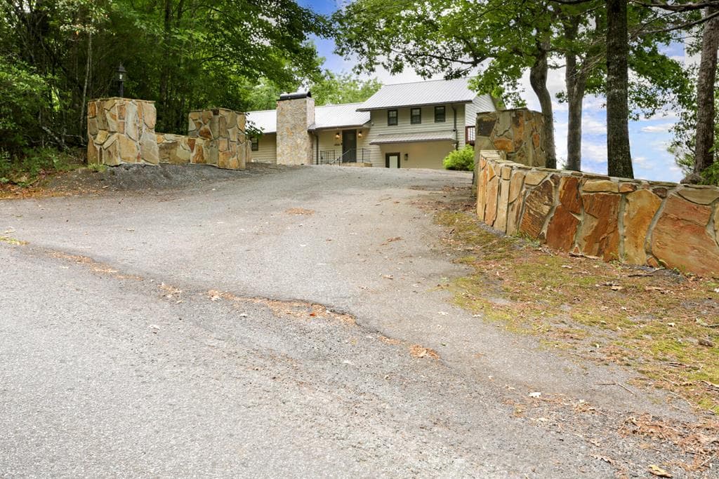 2360 The Ridges /Bill Bro, Hiawassee GA 30546 - Photo
