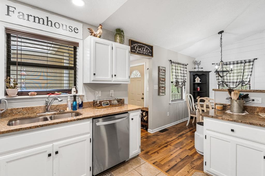 122 Penland Indian Trail, Hayesville NC 28904 - Photo