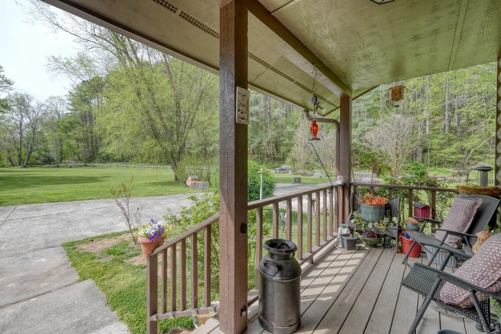1908 Riverside Drive, Hiawassee GA 30546 - Photo