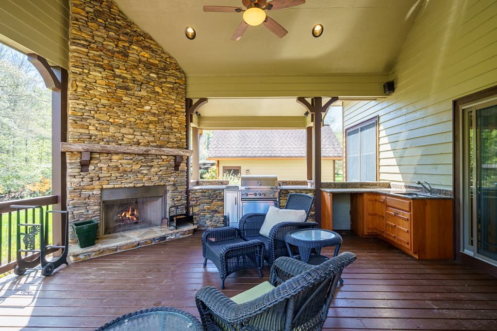 2171 Big Pine Drive, Hiawassee GA 30546 - Photo
