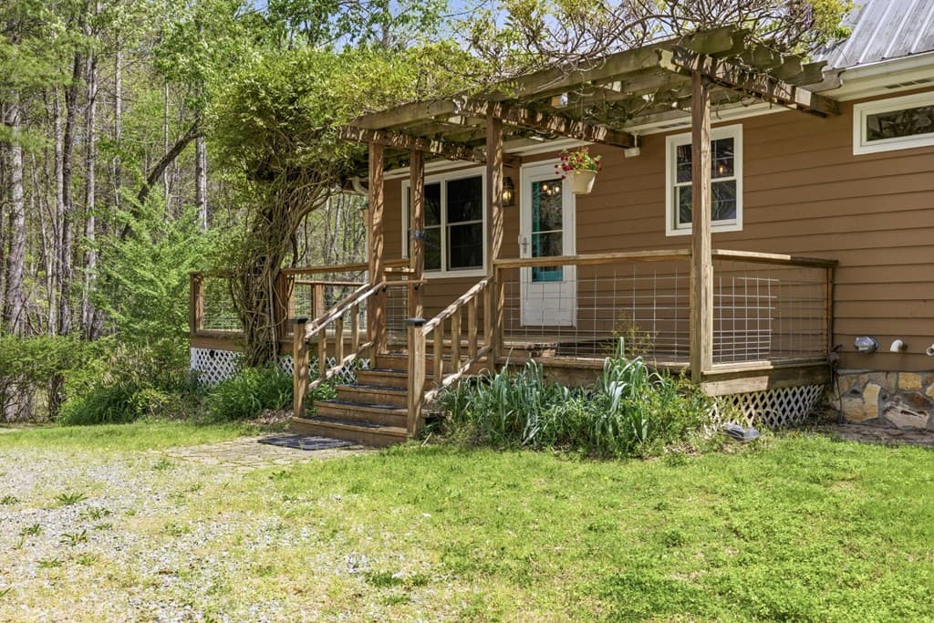 2685 Messer Road, Young Harris GA 30582 - Photo