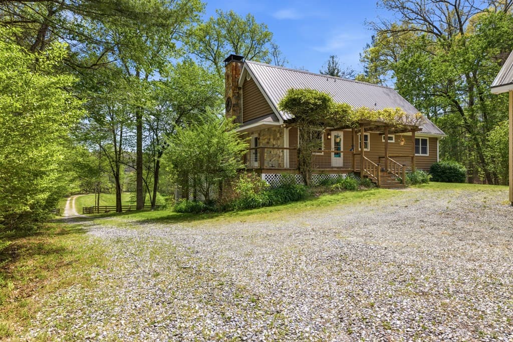 2685 Messer Road, Young Harris GA 30582 - Photo
