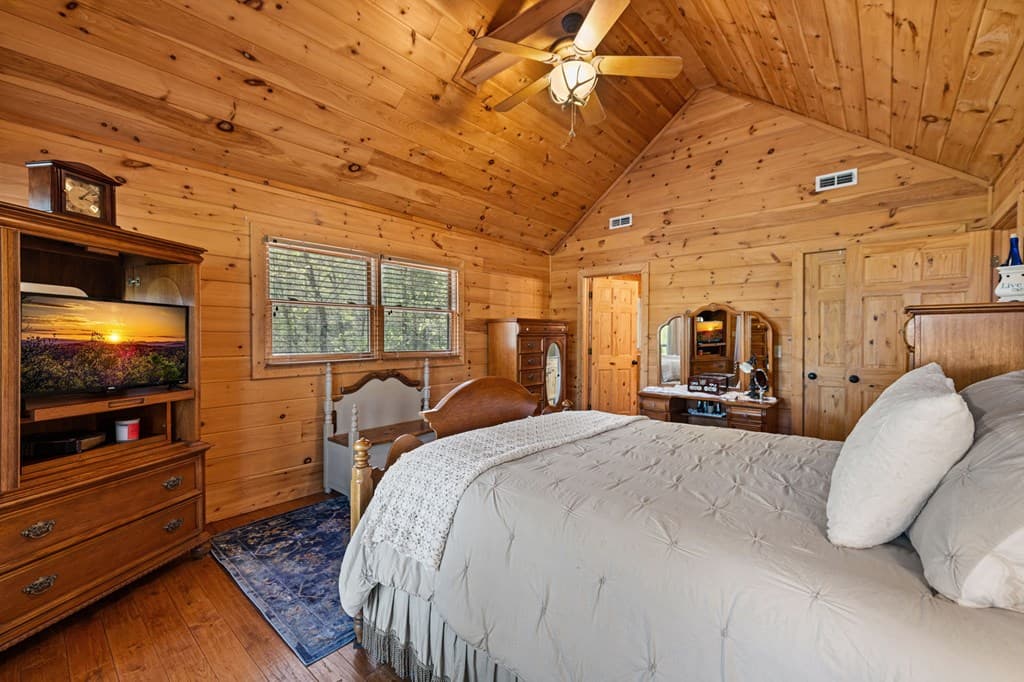 245 Davenport Mountain Road, Blue Ridge GA 30513 - Photo