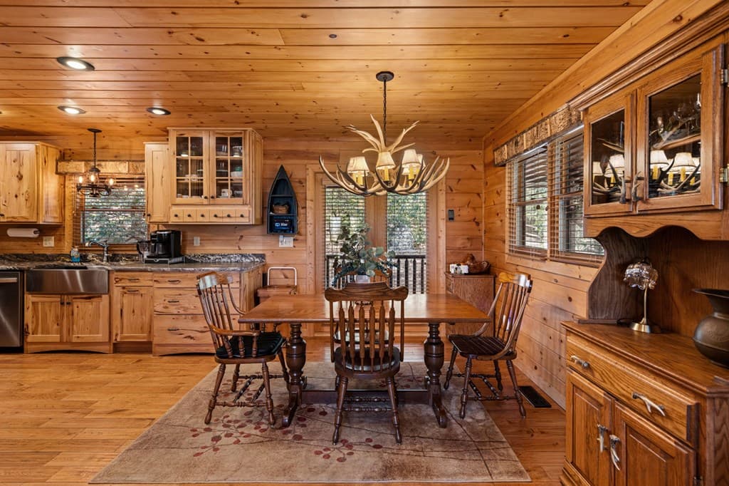245 Davenport Mountain Road, Blue Ridge GA 30513 - Photo