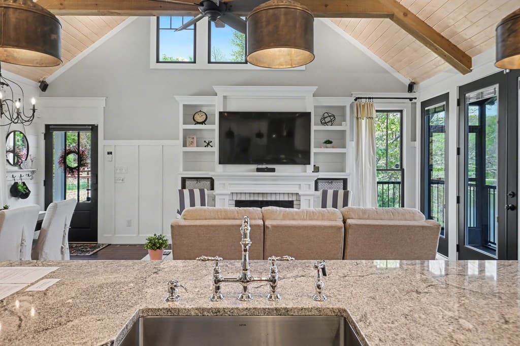 137 Kilmoore Lane, Hayesville NC 28904 - Photo