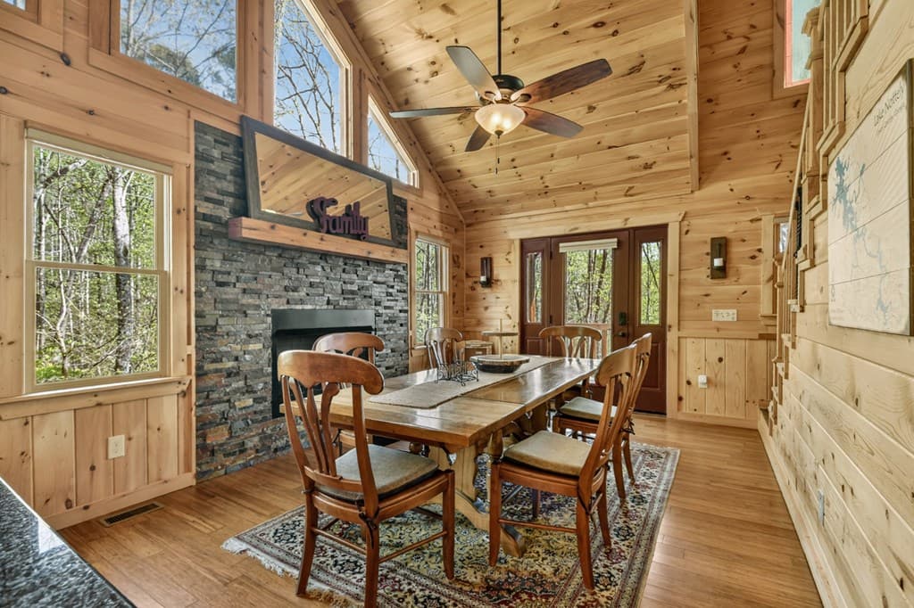 185 Locust Lane, Morganton GA 30560 - Photo