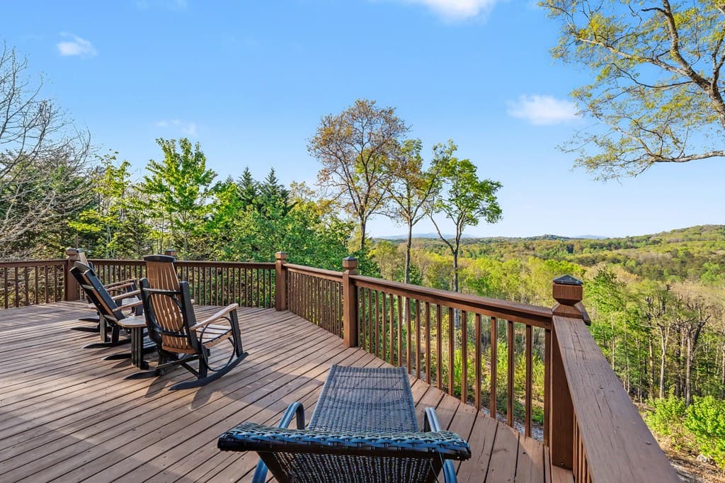 431 Sunrock Mountain Road, Blue Ridge GA 30513 - Photo